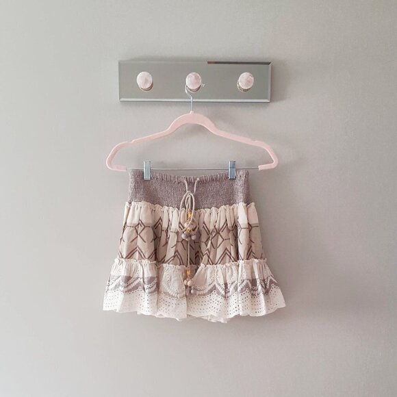 NWT Hemant & Nandita beige pleated mini skirt - Picture 10 of 11